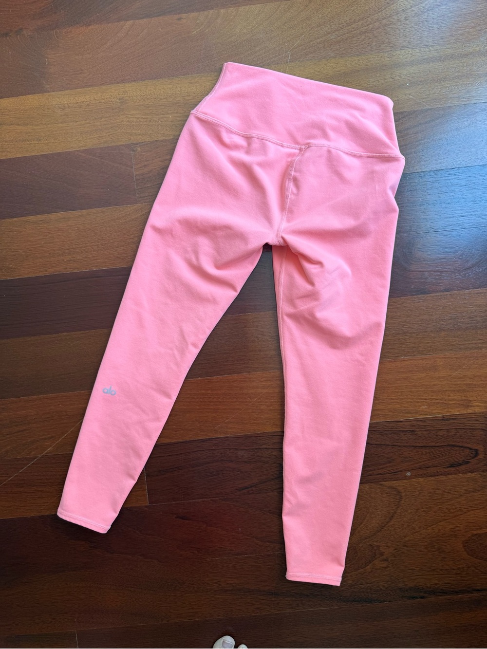 ALO Yoga Coral Yoga Set - Size Small - Picture 8 of 8